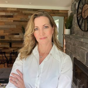 Meet your Posher, Leann